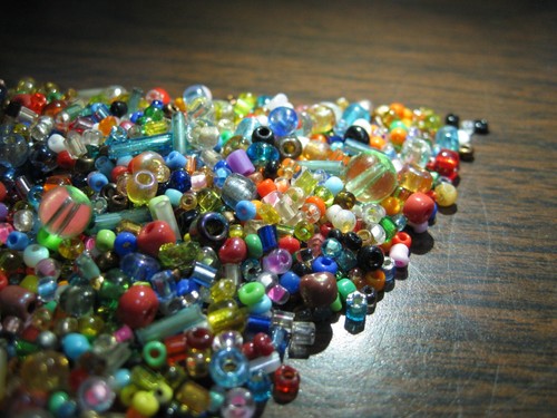 200g Assorted Color/Shape random mix small Beads For Crafts Projects jewelry - Picture 3 of 6