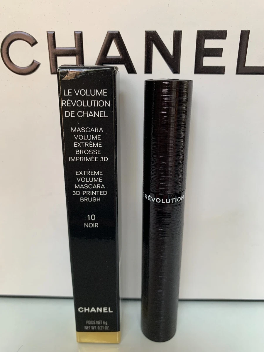 Financially SmartReview Le Volume De Chanel Ultra Black Mascara