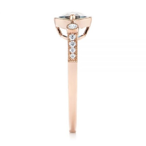 Anillo de piedras preciosas de topacio azul para mujer corte ovalado joyas de eternidad para uso de compromiso - Imagen 2 de 6