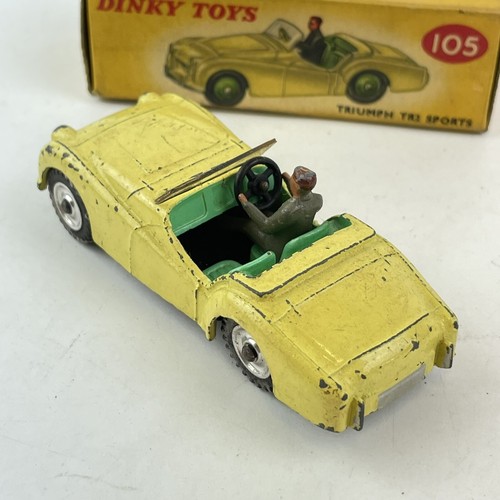 Coche deportivo Dinky Triumph TR2 amarillo n.º. 105 - Imagen 3 de 16