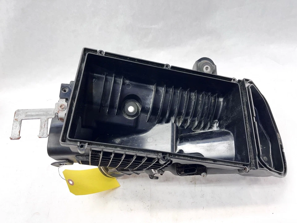 16 ROLLOS ROYCE DAWN CONVERTIBLE LADO IZQUIERDO MOTOR FILTRO AIRE FILTRO CAJA OEM Foto 2 de 4