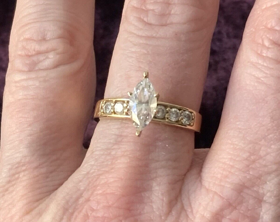 14K gold ring marquise Diamonique CZ Center Stone Flanked By 6 Rounds, 7 1/2 - Image 3 of 4