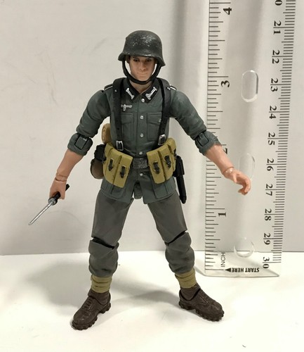 JoyToy Segunda Guerra Mundial Ejército Alemán División de Montaña soldado B figura de acción suelta 1:18 - Imagen 3 de 3