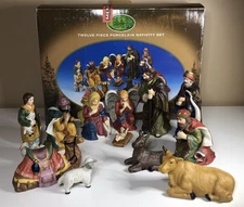 ENCHANTED FOREST Christmas 12 PIECE PORCELAIN NATIVITY SET Holiday Decor 2000