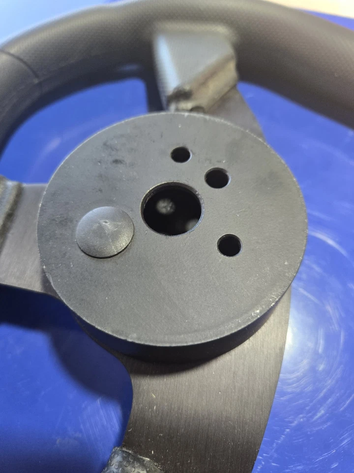 Volante de alumínio Grant 689 Performance/Race Series - Imagem 4 de 4