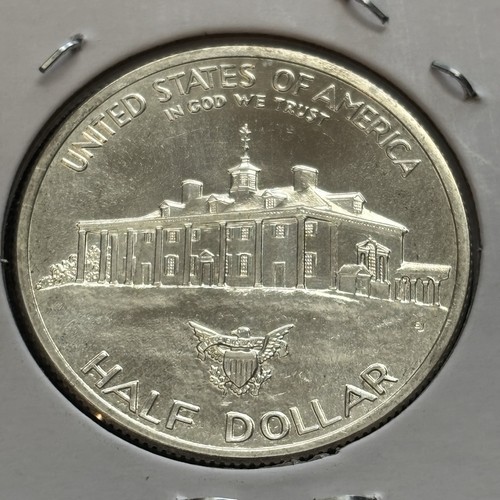 1982-D US 90% SILVER 50 C. GEORGE WASHINGTON UNC COMM. - Picture 4 of 6