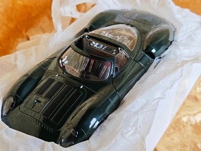 Jaguar XJ13 1:18 Autoart Dark Green