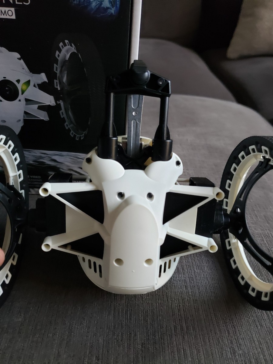 Parrot Jumping Sumo MiniDrone White Original Box And Parts TESTED