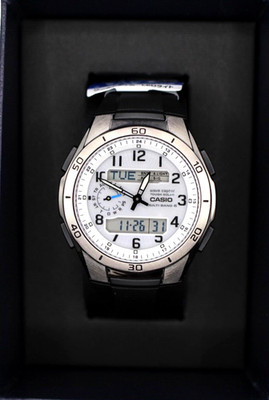 CASIO WAVE CEPTOR WVA-M650-7AJF Solar Atomic Radio Analog Digital Weiß Uhr