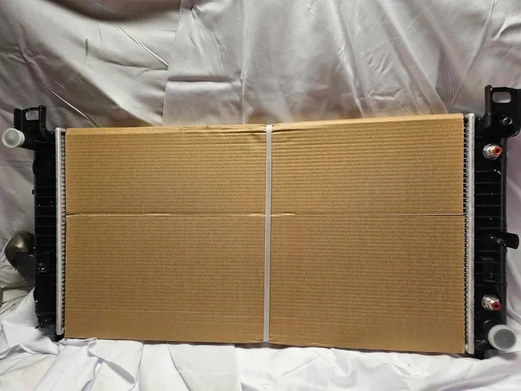 Radiador de aluminio 34" 1999-2013 Chevy GMC Cadillac Silverado Sierra Escalade V8 Foto 2 de 3