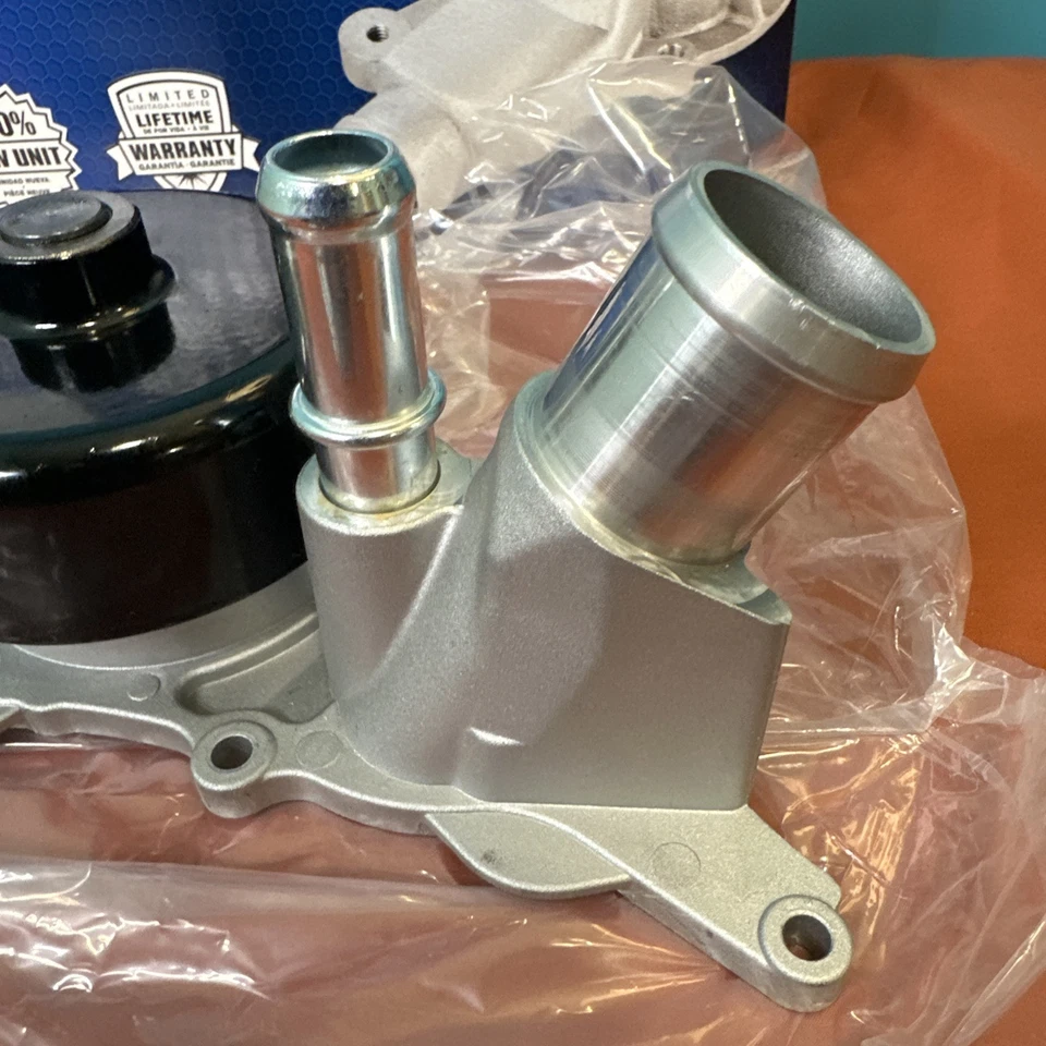 Bomba de agua Carquest T5160 para Jeep Wrangler 2012-2018 Foto 3 de 4