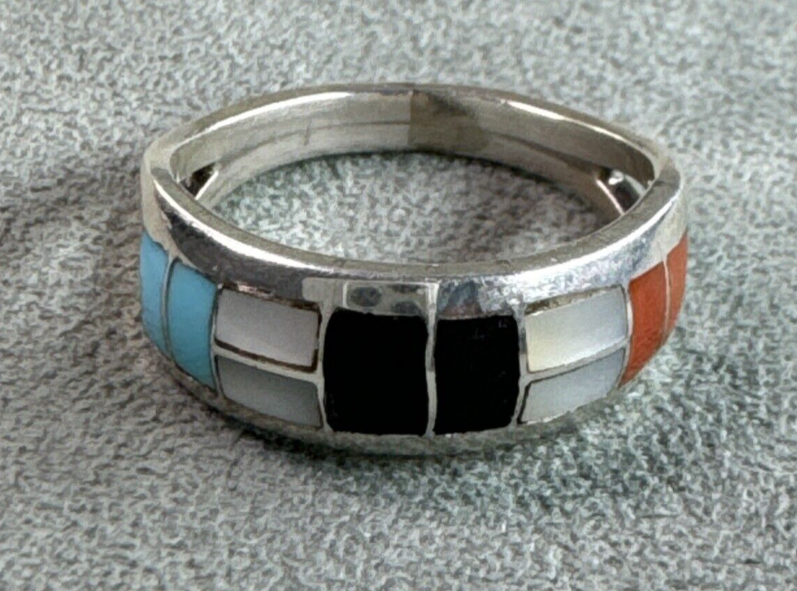 Foto 1 di 9
