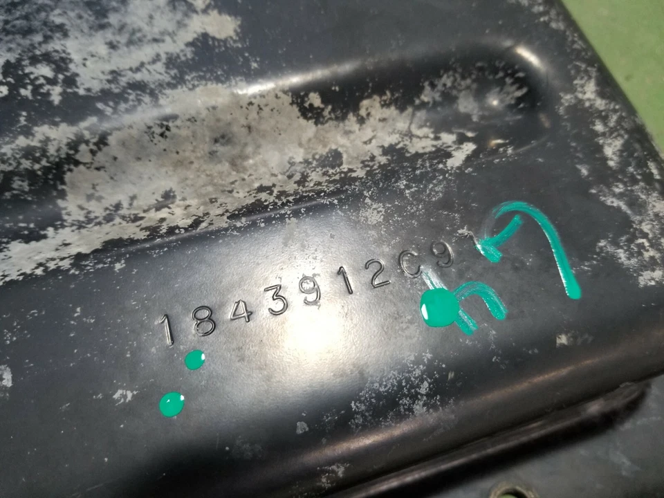 Panela de óleo do motor para Ford F-250 F-350 Super Duty 6.4L 1843912C91 - Imagem 4 de 4