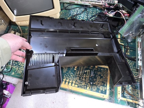 Atari 5200 - 4 Port LEER - genaue obere Abdeckung #2 - intakt - KEINE Tasten oder Klappe - OK - LESEN - Bild 17 von 21