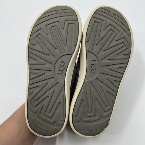 UGG Caplan Slip-On Sneaker Girls Size 1 Gray Silver Shimmer Comfort - Picture 7 of 7
