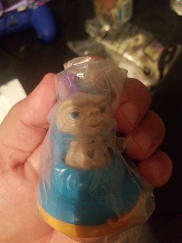 E.T. the extraterrestrial Happy Birthday McDonald's Happy Meal Toy #4 vtg 1994 - Picture 2 of 3