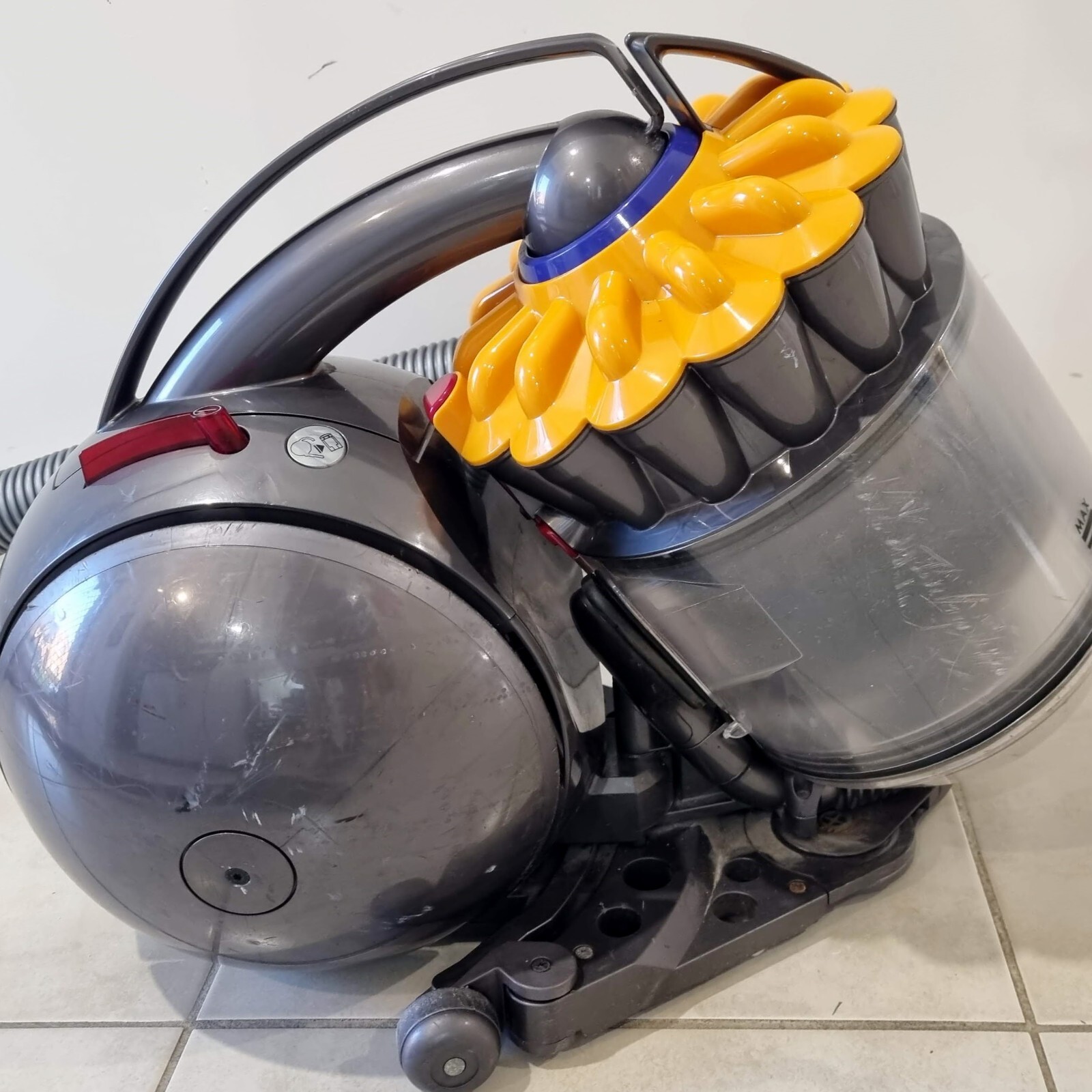 Dyson DC39 Multi Floor Canister Vacuum Cleaner eBay