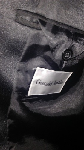 Gerald Austin Black Tuxedo Jacket, Satin Notched Lapel, Size 44Regular, EUC - Picture 6 of 7