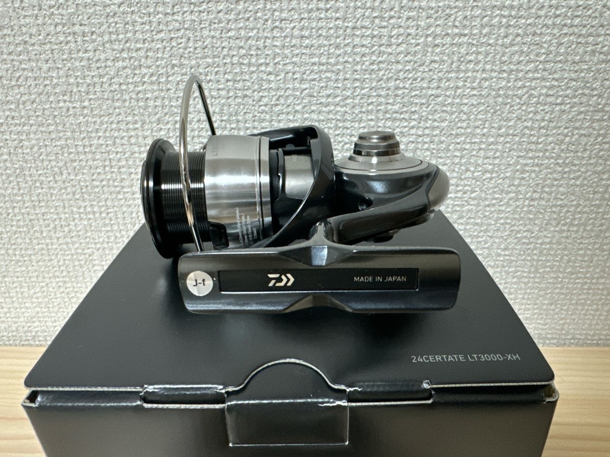 【極美品】DAIWA 24CERTATE LT3000-XH Daiwa 24 Certate LT Spinning Reels