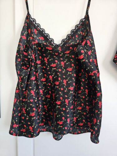 1XL 2 Piece Camisole & Shorts Lingerie EUC - Picture 2 of 5