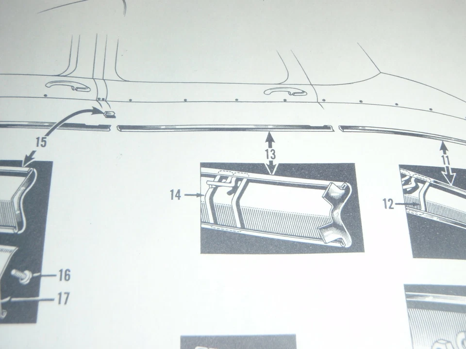 10 clips de montaje NOS para molduras de línea de pliegue 49 50 Frazer 1949 1950 # 204835 Foto 3 de 3