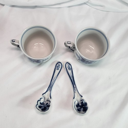 Pair of Gzhel Blue Floral Porcelain Teacups, Saucers Dessert Plates + Tea Spoons - Picture 11 of 22