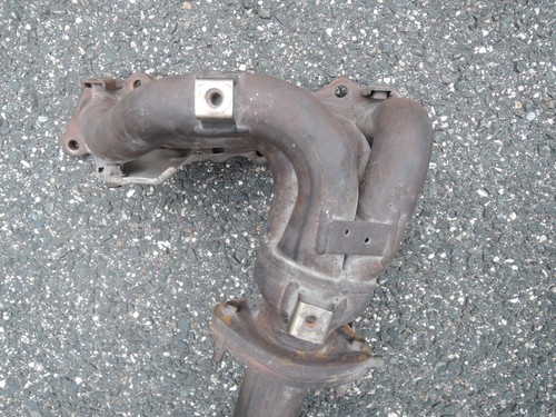 HONDA CRV Used EXHAUST MANIFOLD 1999 Honda CRV - Picture 4 of 17