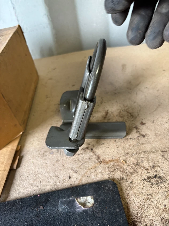 CHEVROLET GMC NUEVO STOCK ANTIGUO SUSPENSIÓN DE ESCAPE C10 K10 K5 BLAZER CHEY TRUCK K30 Foto 4 de 4