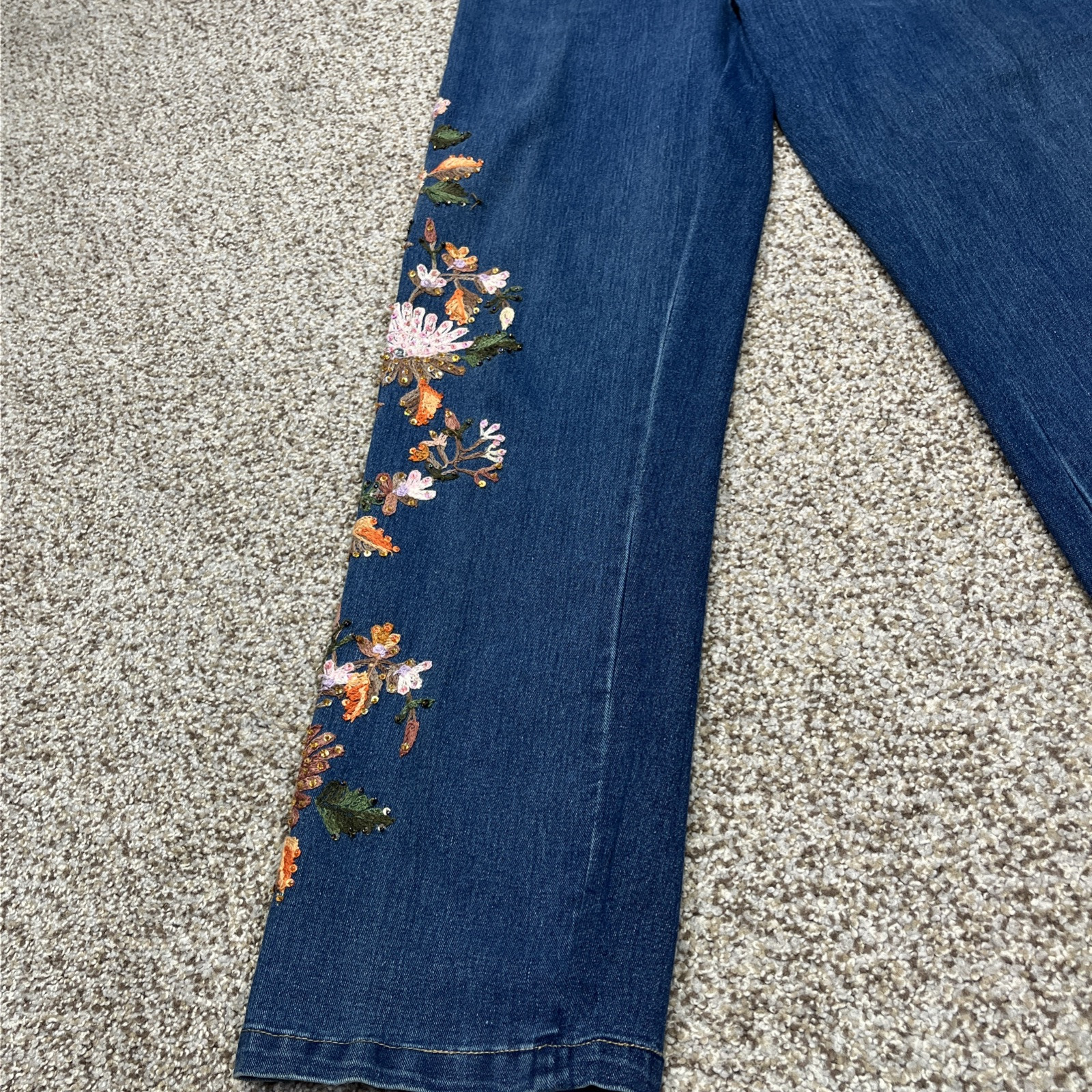 24 Karat Blue Denim Jeans Bohemian Sequin Embellished Boho Women's sz 6 (28x30) - View 3