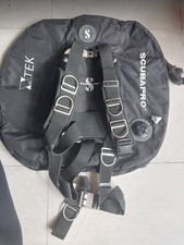 Scubapro S-Tek Pure Uprząż + stalowa płyta tylna + skrzydło pączka 60 funtów (27kg) Lift BCD