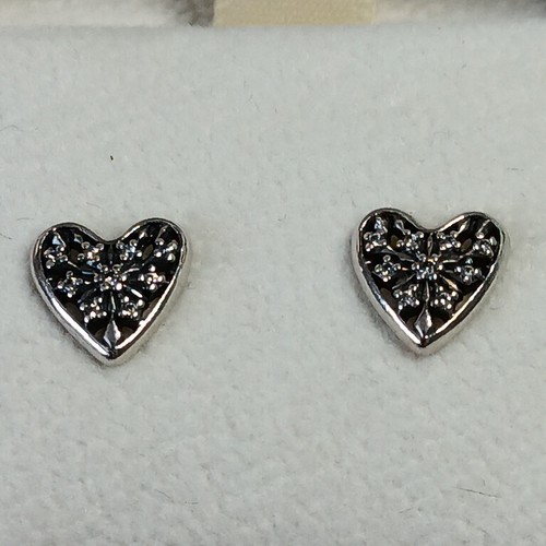 Genuine PANDORA EARRINGS PAVE HEART STUDS 290545CZ Authentic Ale - Picture 3 of 9