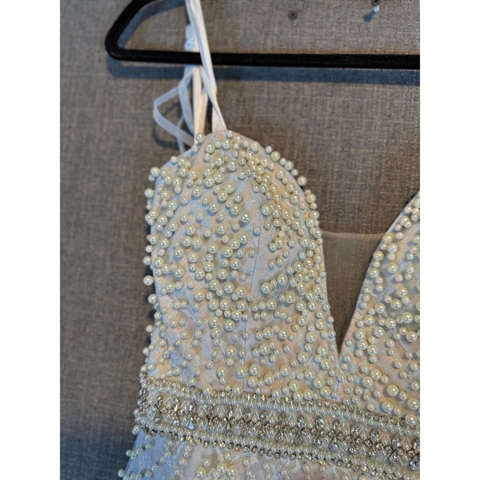 Stunning Beaded Pearl Lace Mermaid Gown Formal Evening Prom Dress - Image 3 of 4