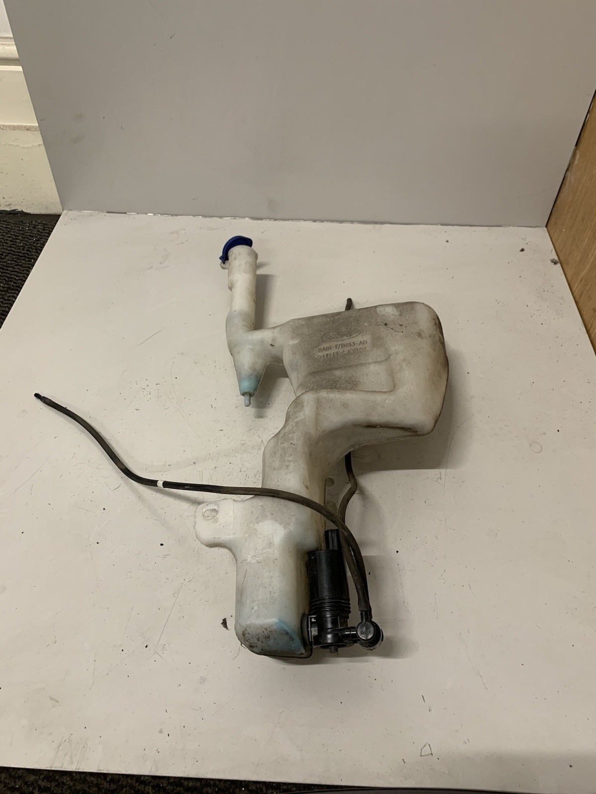 Picture 1 of 6