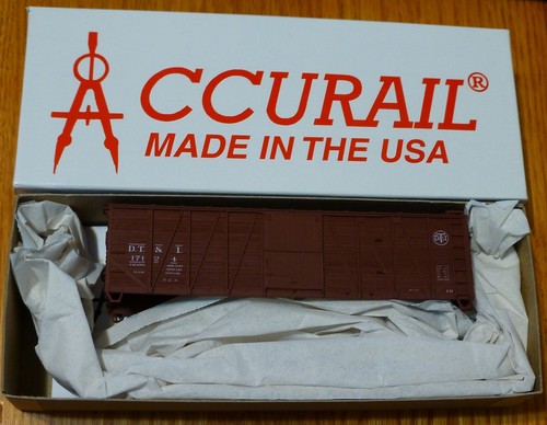 Coche de carga accurail HO #4323 DT&I exterior con madera (Rd #17124) | Zustand: New
