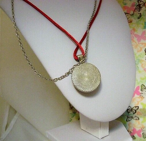 COLLAR-Árbol de la Vida Colgante Cúpula de Vidrio 20" Cordón de Seda y Cadena Original Foto 4 de 4