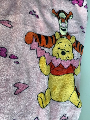 Disney Winnie The Pooh Tigger Piglet Valentines Blanket Soft Throw 50 X 70” NEW - Picture 10 of 16