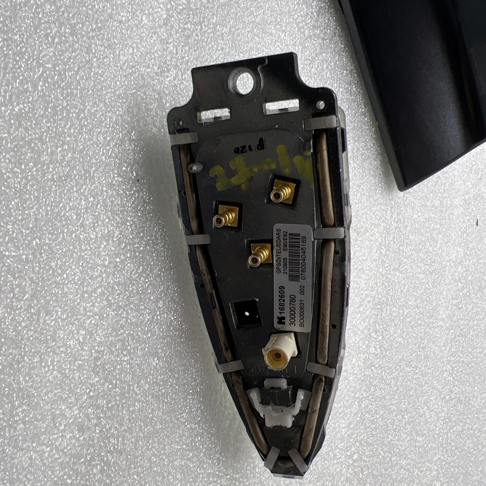 BMW 325i E90 2006 techo aleta de tiburón antena con módulo OEM Foto 3 de 4