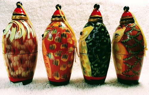Vintage Wooden Owl Ornaments Boxed Set of 4 Hollow and Open Up For Gifting - Picture 5 of 13