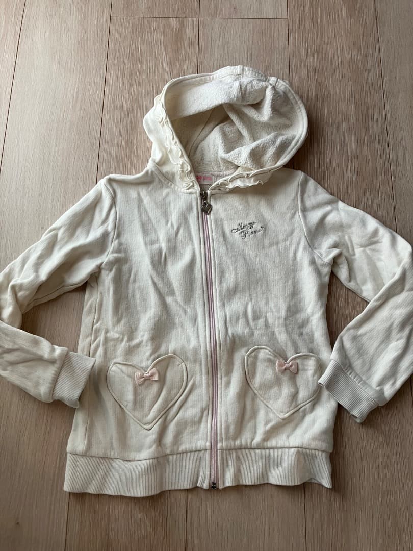 mezzo piano heart pocket hoodie cream 120cm cute design used