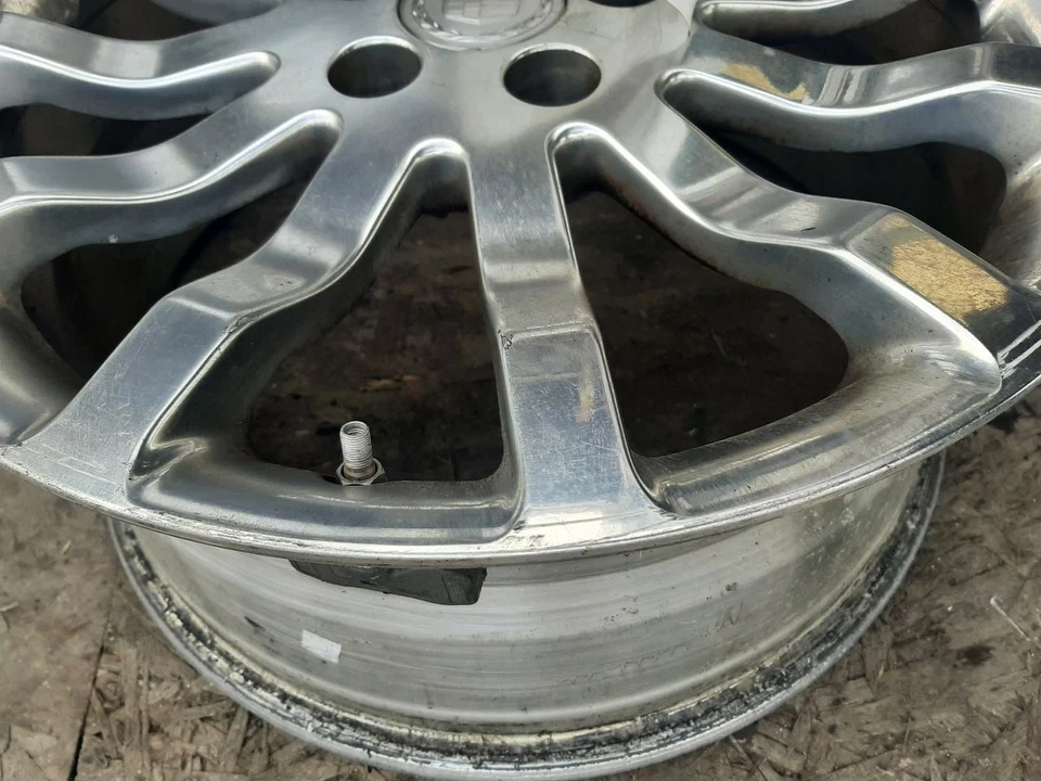 2005-2008 CADILLAC STS Wheel RIM 18x8 12 Spoke Polished 12 SPOKE OEM ID 17800206 - Image 3 of 4