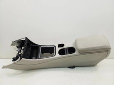 MERCEDES-BENZ CLA Coupe C117 Armlehne 1.60 Petrol 90kw 2013 20386418