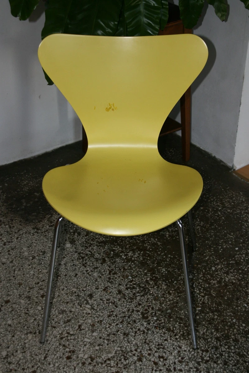 12x Fritz Hansen Stuhl Serie 7 in dunkelrot (Gebraucht) in Horgen für