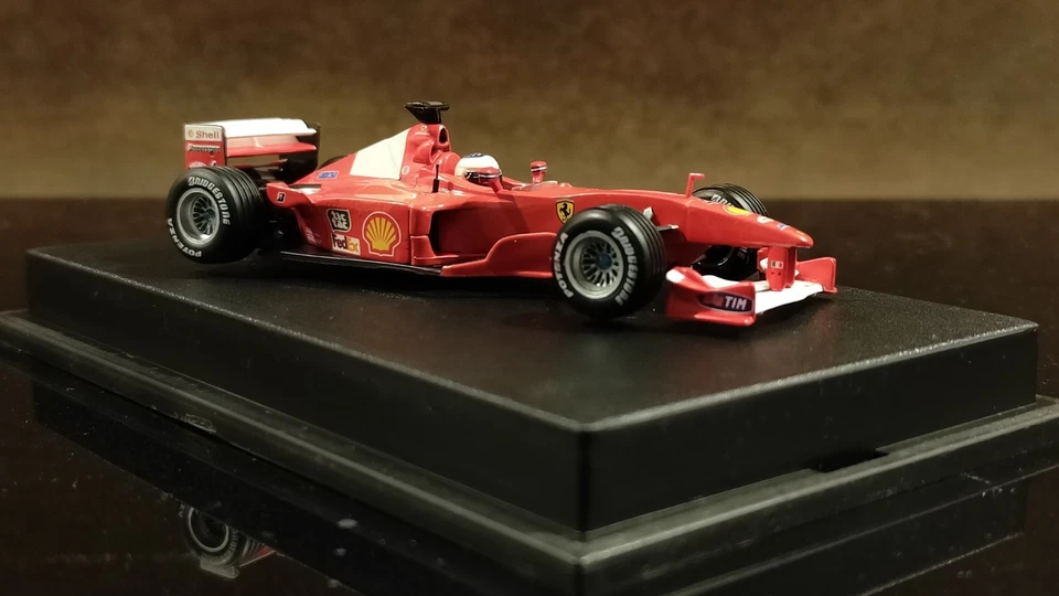 Hot Wheels Ferrari F1 2000 1:43 Rubens Barrichello – Auto Diecast da Collezione - Immagine 2 di 4