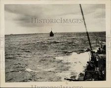 1942 Press Photo United States Navy ships on Atlantic convoy duty. - nei02226