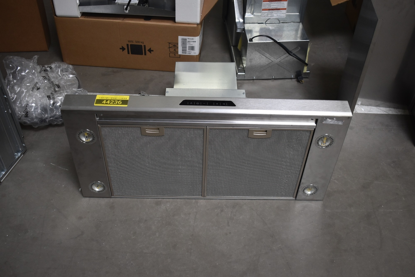 Thermador HDDW36FS 36" Stainless Wall Chimney Range Hood NOB 44236 HRT eBay