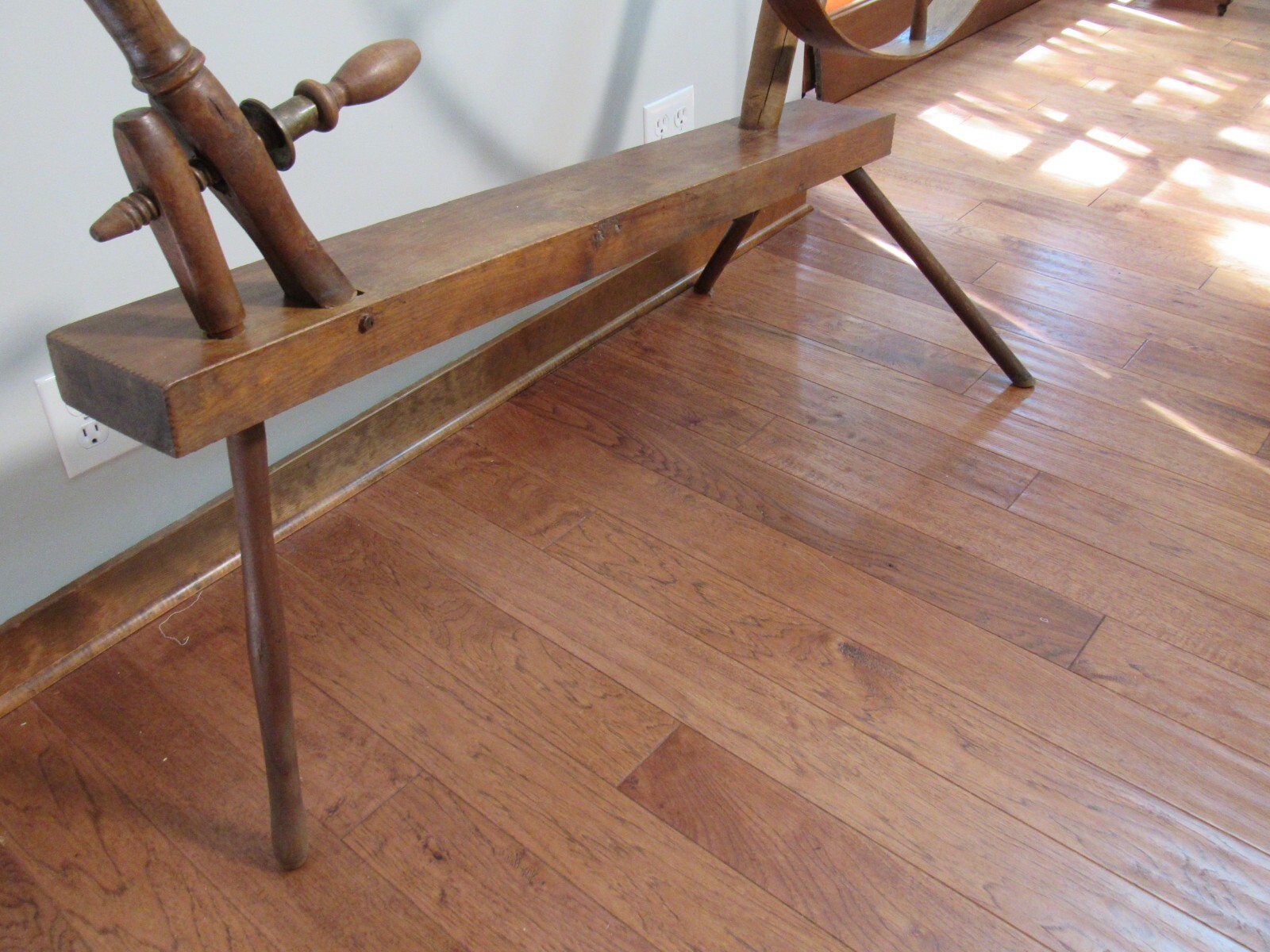 Large 44inch wheel Antique Walking Spinning Wheel Vtg Farmhouse Decor