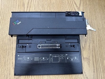 IBM 40Y8142 Think Pad Port Replicator Docking Station With 2 Keys