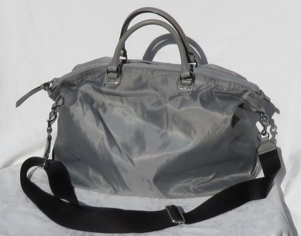$198 REBECCA MINKOFF Pearl Gray Zip Travel Nylon Tote Shoulder Bag Purse X Large - Image 3 of 4