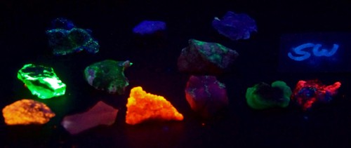 Fluorescent 12pc UV Mineral Lot – Fluorite, Hyalite, Calcite, Willemite & More!