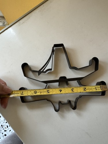 William Sonoma~Star Wars Pancake Molds~X Wing, Millennium Falcon, TIE Fighter - Picture 5 of 6